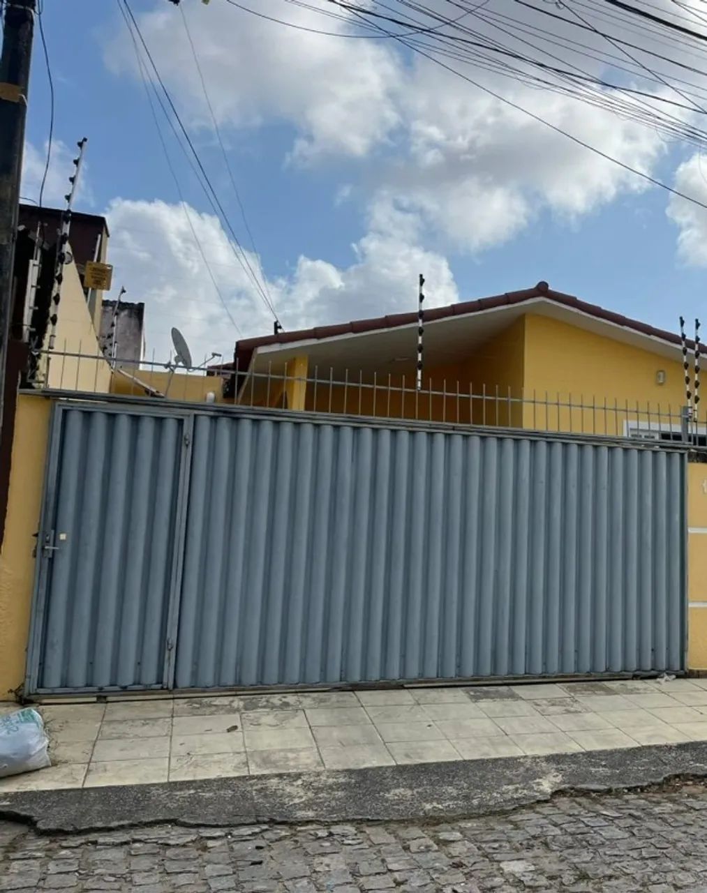 [LL] - CASA de 250m² em Lagoa Nova 
