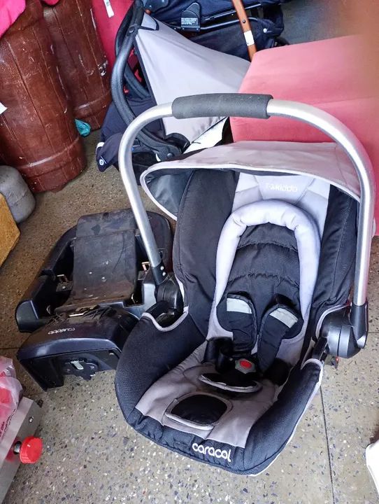 Cadeirinha de Bebê - Bebê Conforto - Kiddo com base  - Foto 3