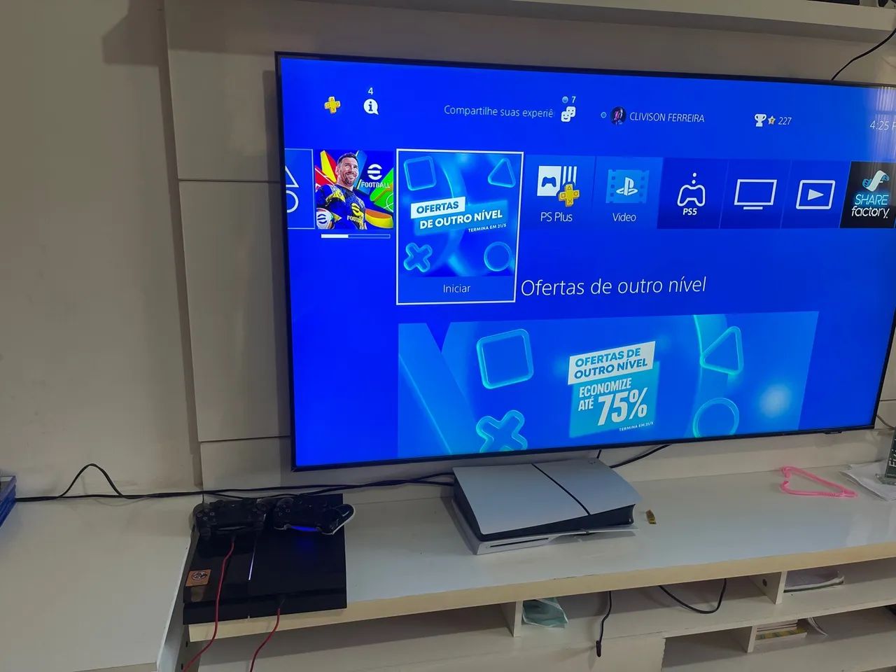 PLAYSTATION 4 BEM NOVINHO 500gb DOIS CONTROLES PS4 - Foto 2