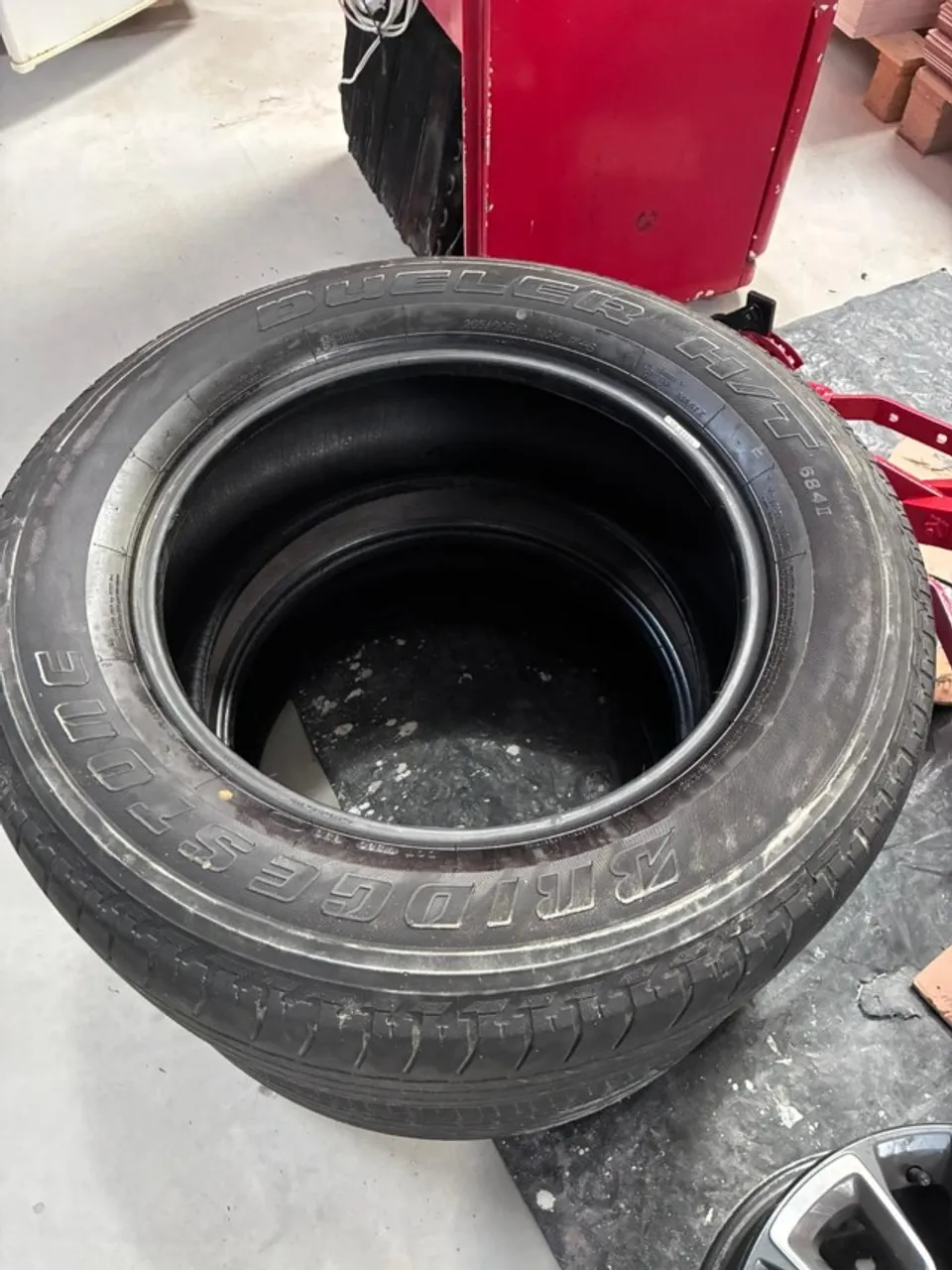PAR PNEUS 265/60R18 BRIDGESTONE DUELER PARA HILUX ARO 18