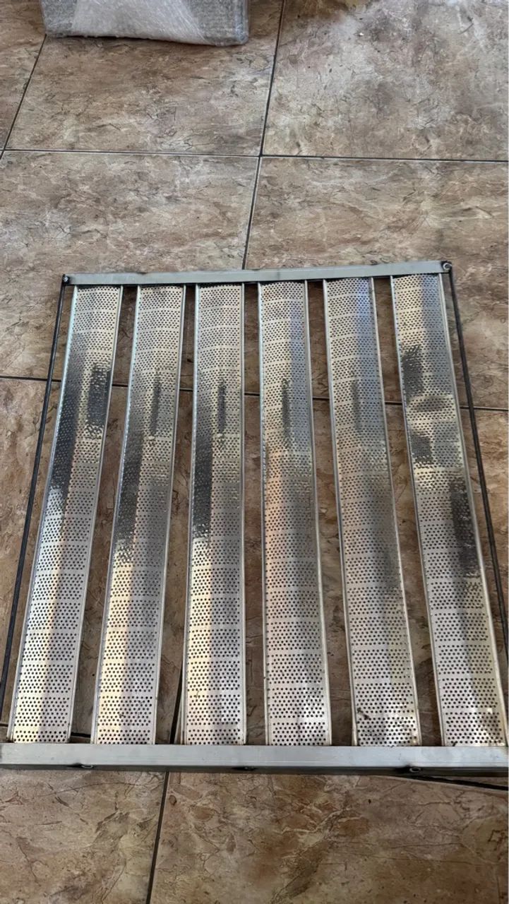 Assadeira pão francês 6 tiras 