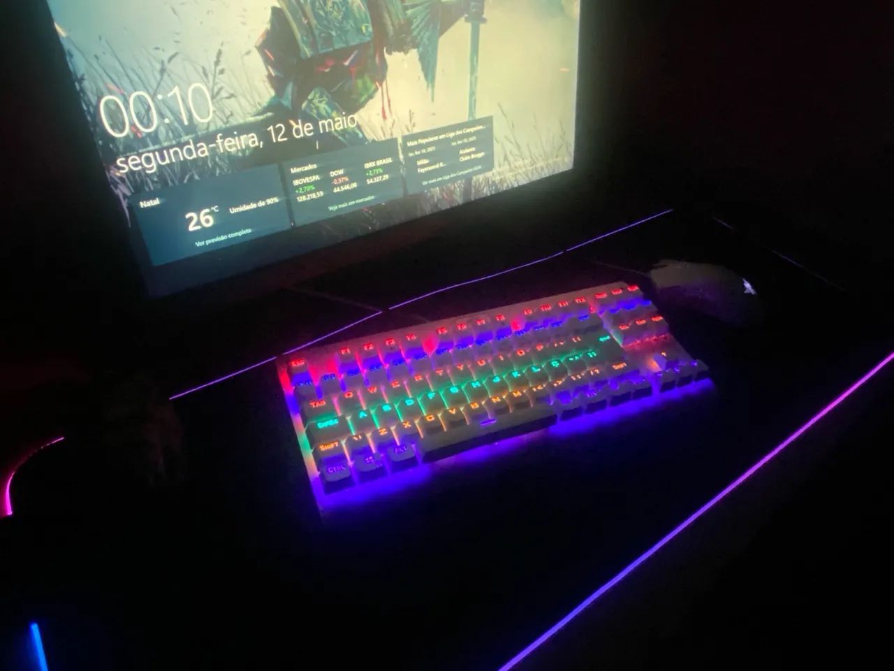 Teclado Redragon Dark Avenger Branco 75%: A Combinac?ão Perfeita de Estilo e Precisão - Foto 2