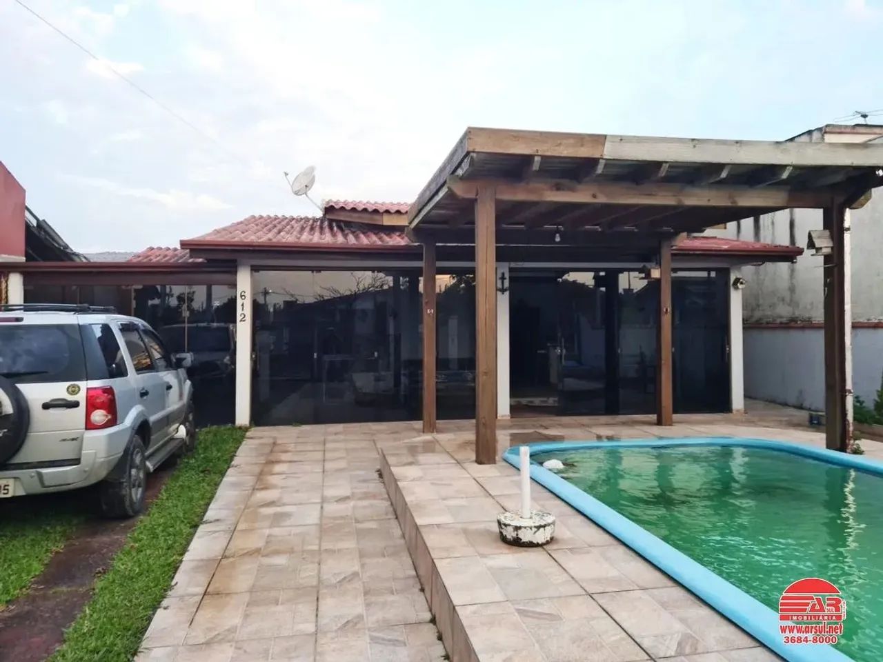 Casa com piscina