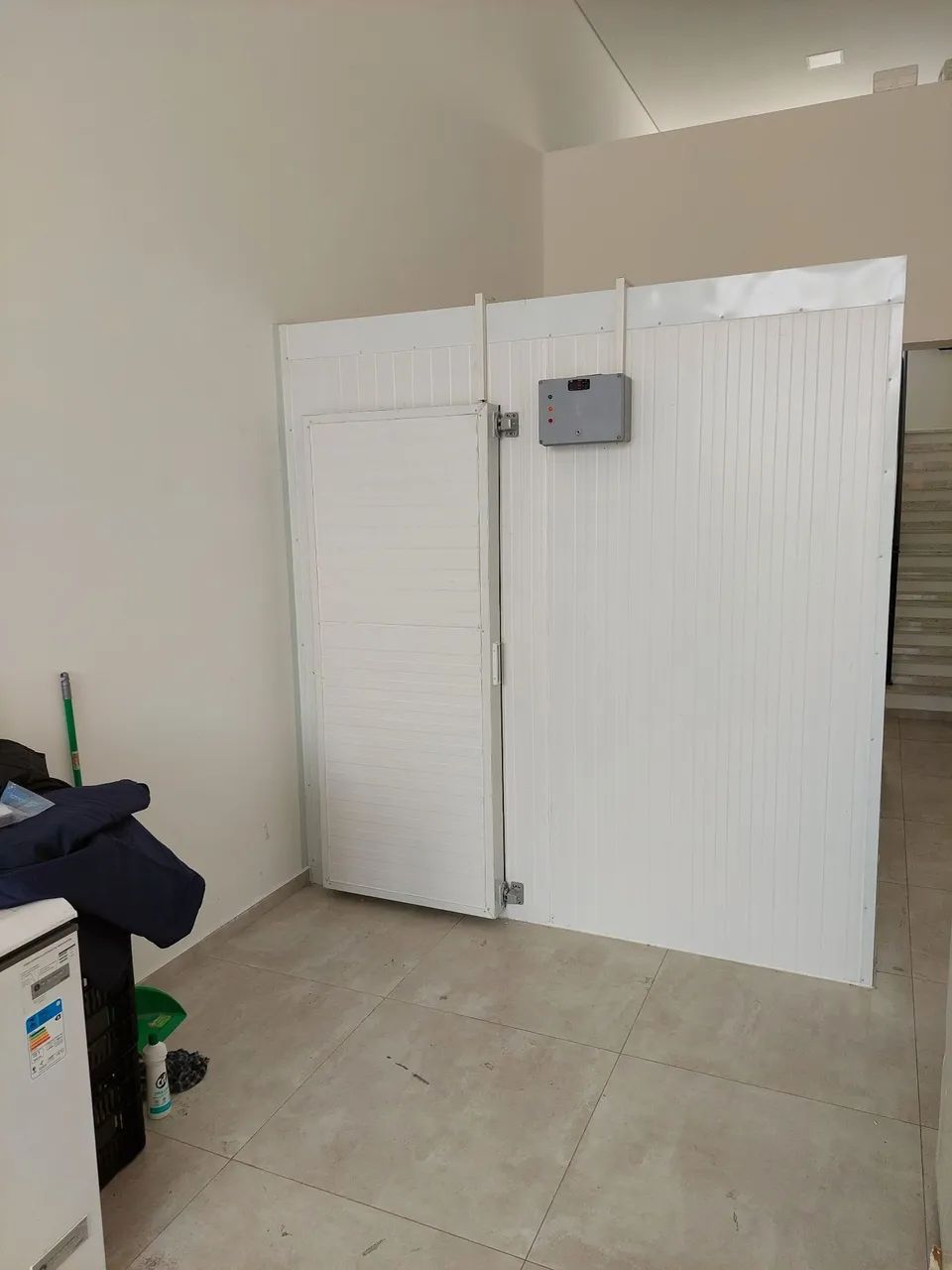 Câmara Fria congelados medindo 4.60x2.50 temperatura-20