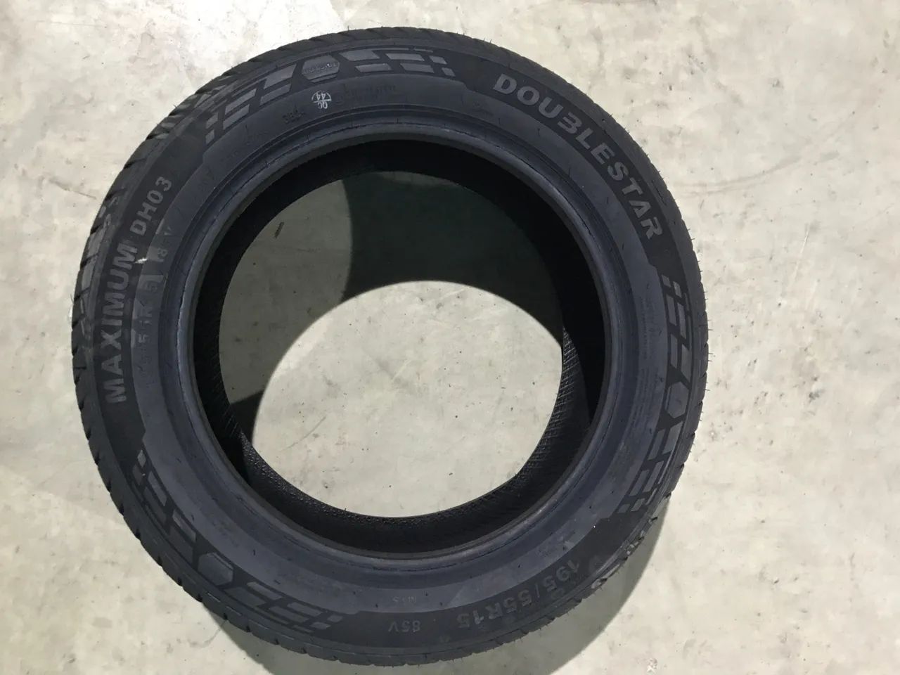 Pneu 195/55/15 (Novo)