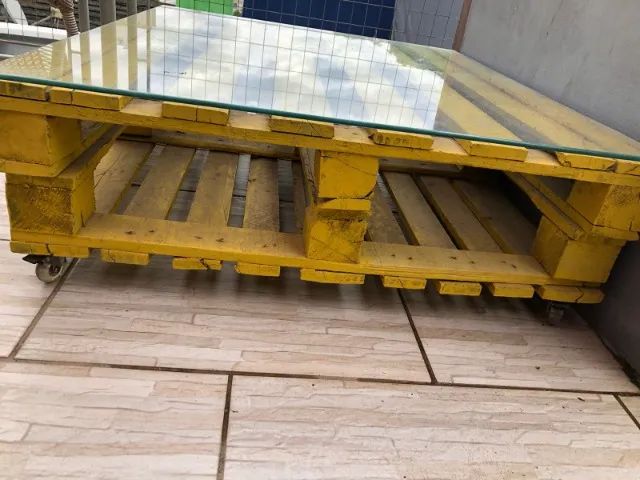 Pallet com rodinhas e vidro - Foto 3