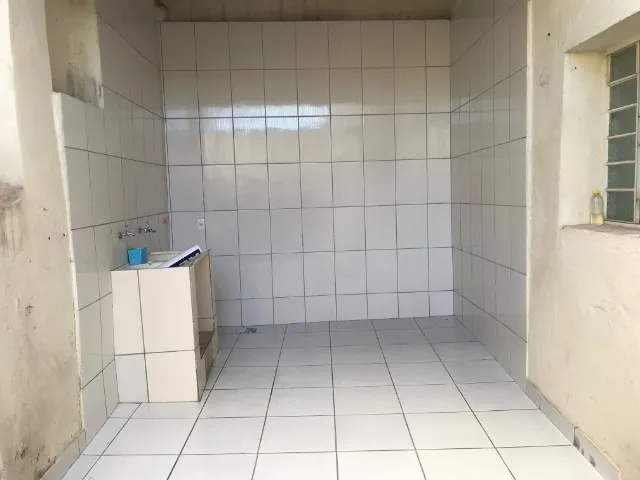 Excelente casa barata para locação melhor ponto do Esplanada