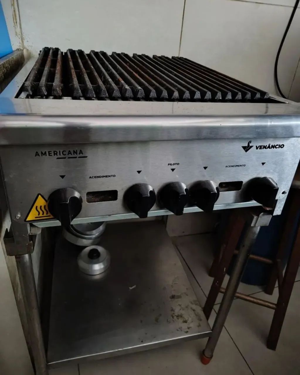 Charbroiler Grill 60cm Inox Com Pé Cggp60 - Venâ... - Foto 2