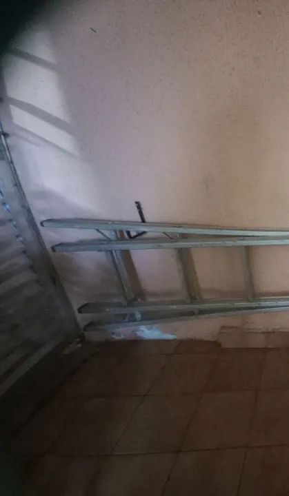 Escada de Alumínio -  Ideal para Pintura - Foto 3