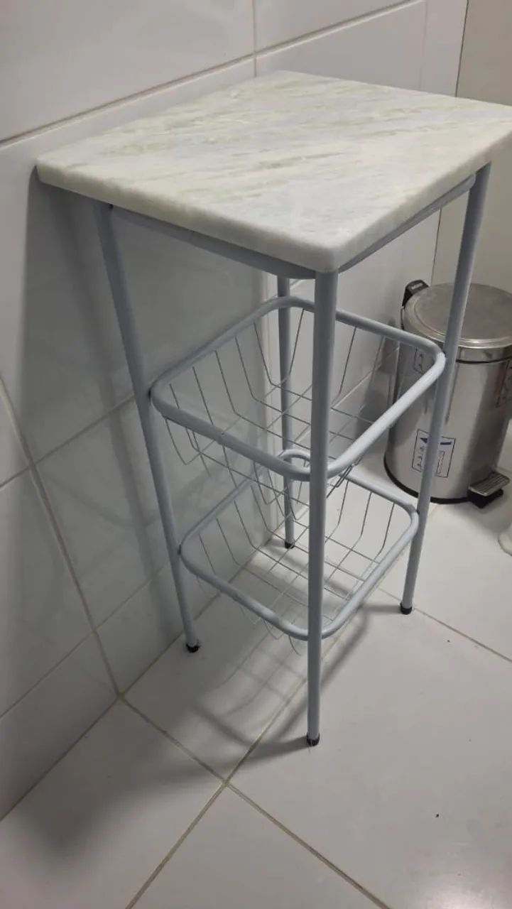 Fruteira para micro-ondas com tampo de granito 