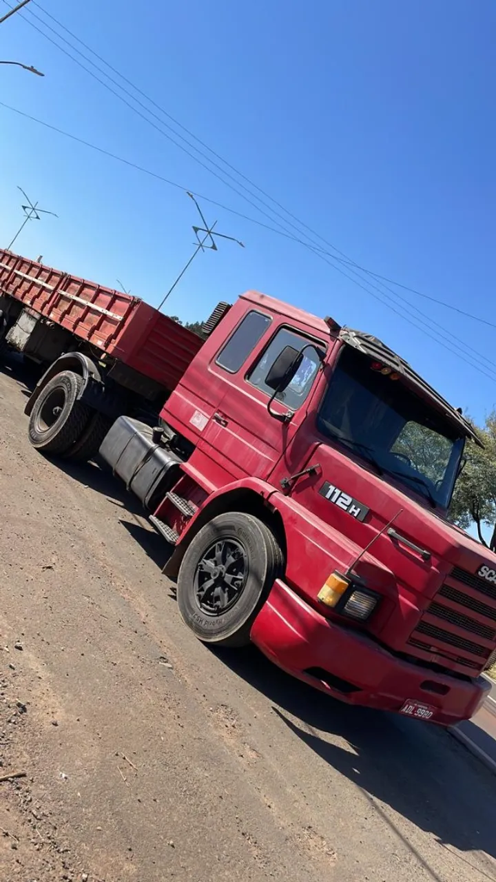 Vende se ou troca pega carro e moto valor 100 mil 90 no dinheiro