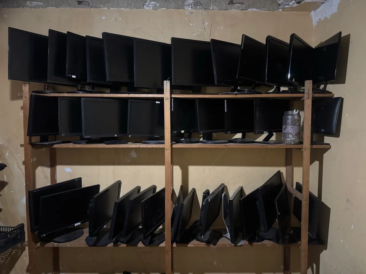 Grande lote de monitores 