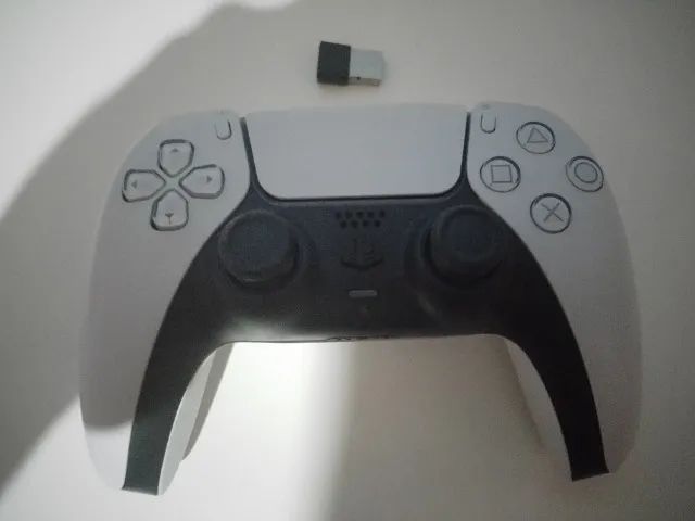 Controle dual sense + carregador ambos em boas condições / não possuo a caixa  - Foto 4