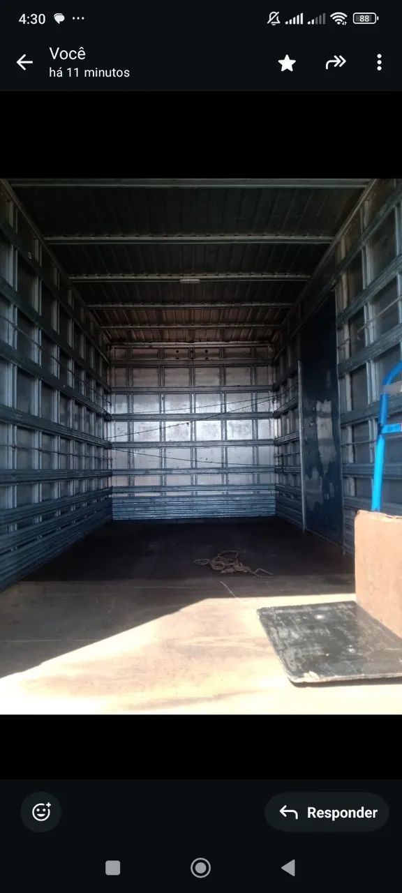 Mercedes 313 com baú  - Foto 9