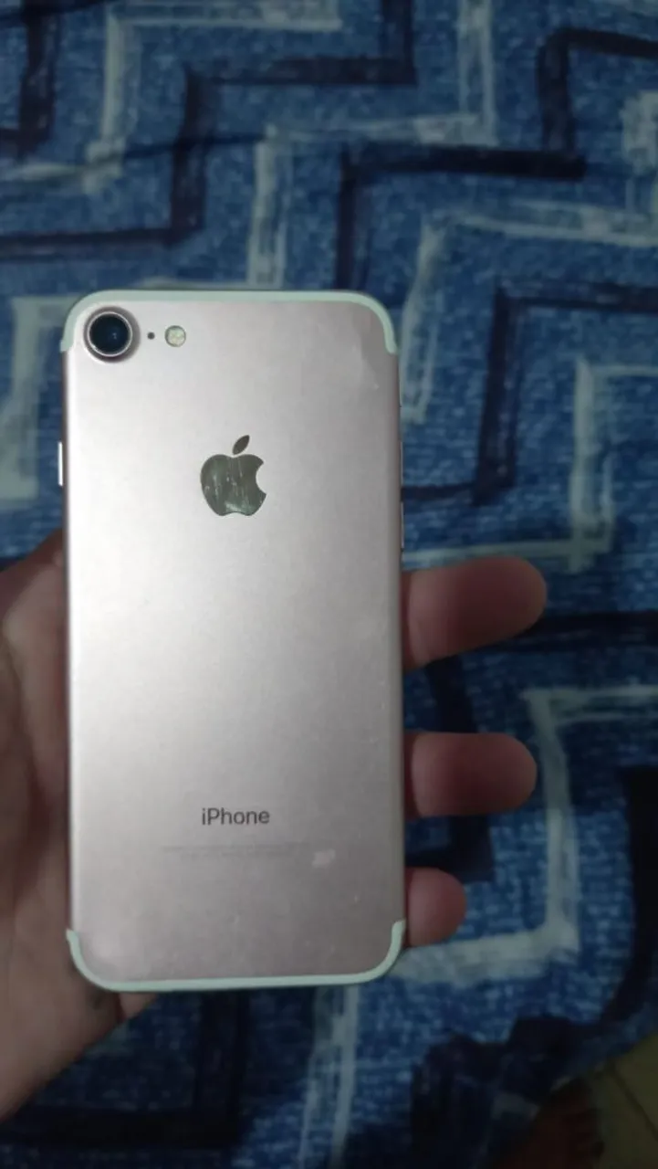 Peça de iPhone - 7