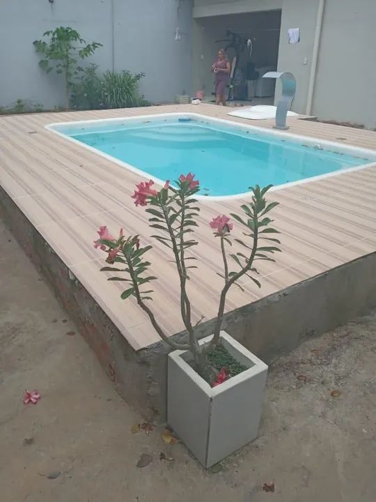 Linda piscina para seus momentos de lazer!