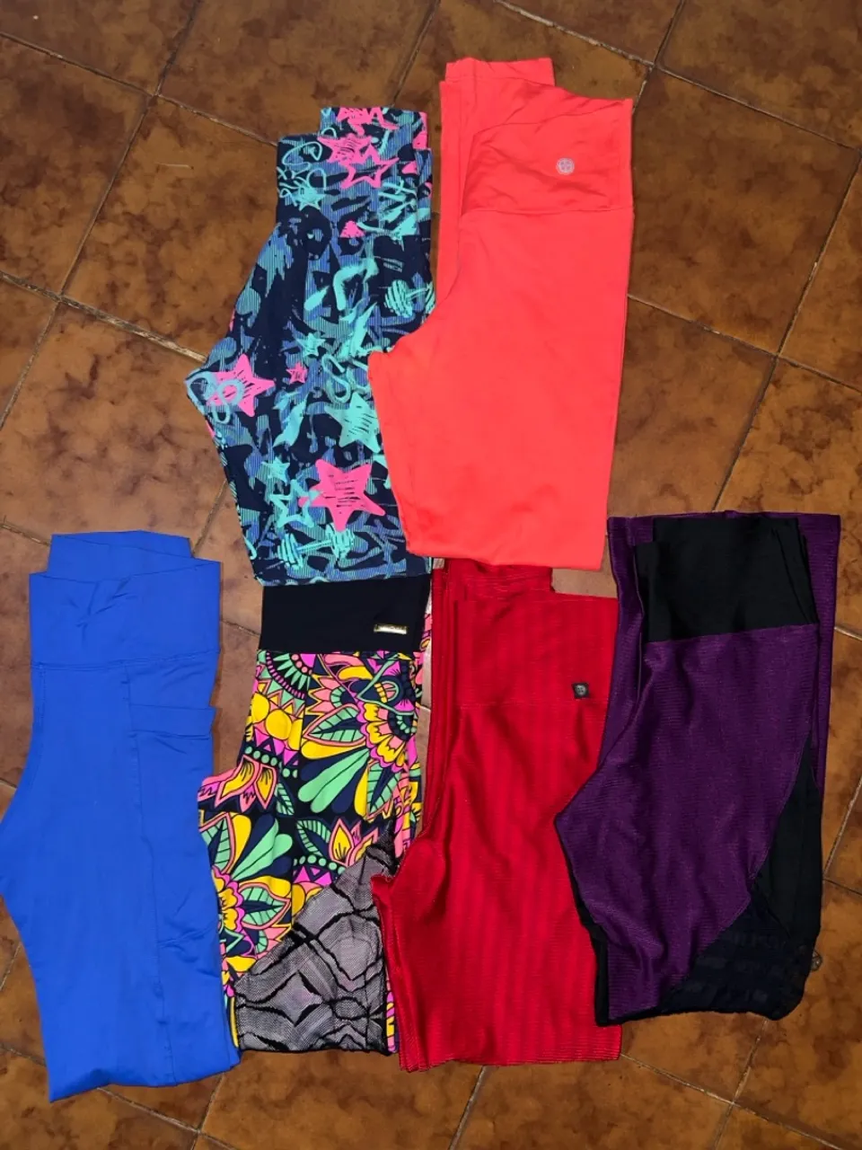 6 Leggings de Ginástica - Diversos Modelos todas por 40 reais