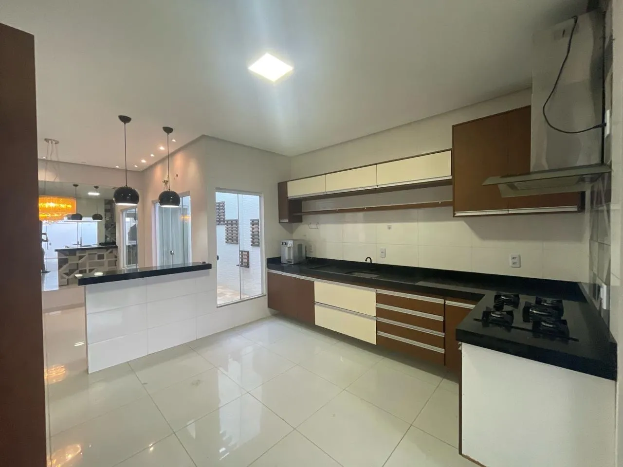 casa semi mobiliada condomínio fechado mansão Paris