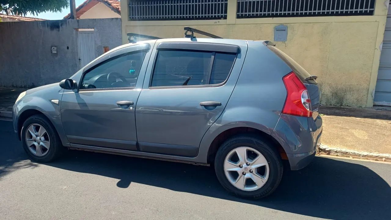 Vendo Sandero 2009 1.0 16v Hiflex  - Foto 3