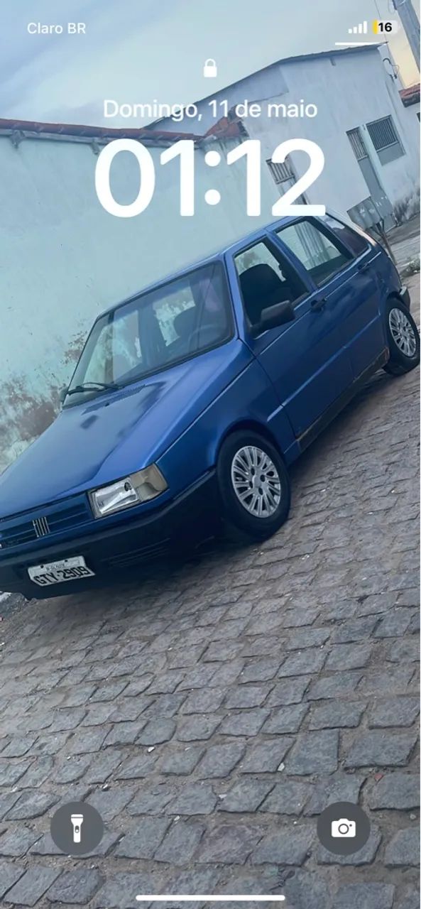 Uno bom 