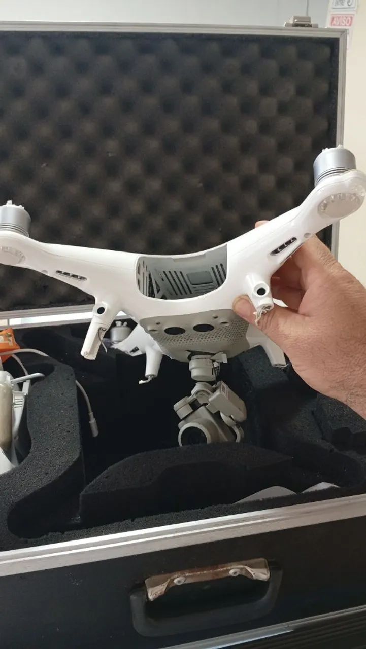 Dji Phantom 4 Pro - Não sei se compensa ajeitar - Foto 2