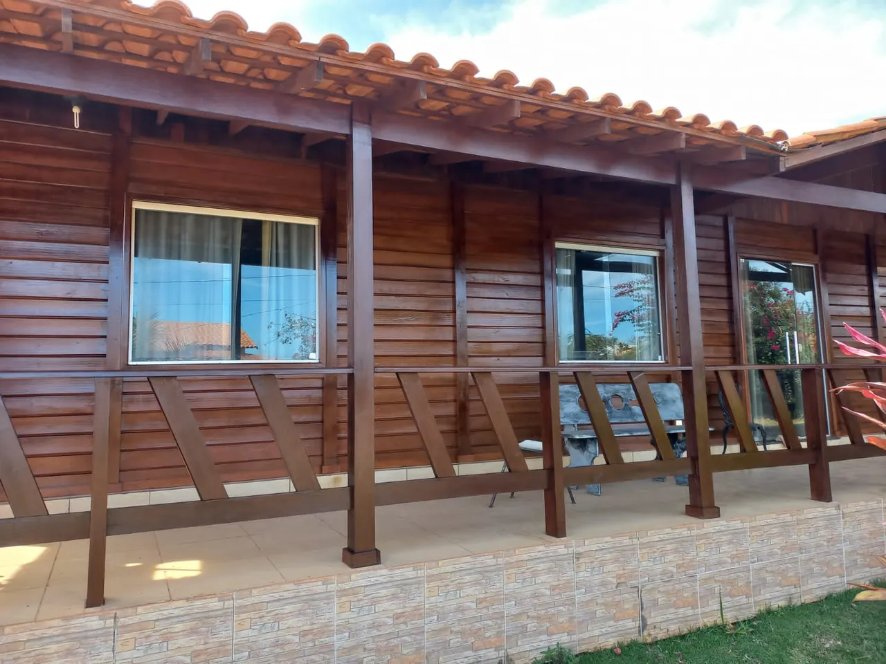 Casa Aconchegante de 119m² com Lazer Completo no Condomínio Jequitibá Rosa