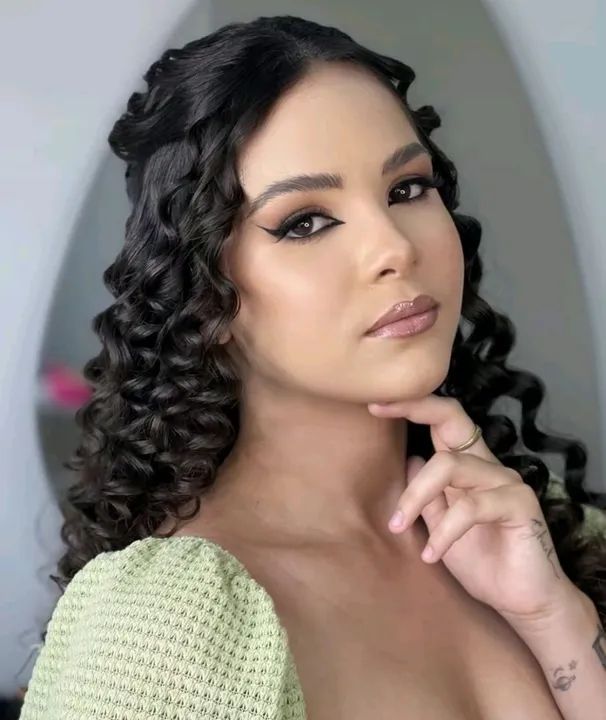 Maquiagem profissional + penteado a domicílio  - Foto 2