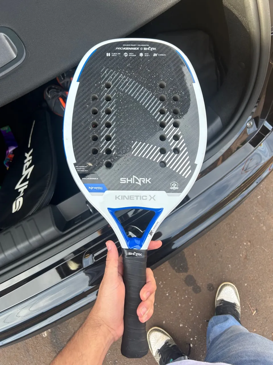 Raquete de Beach Tennis Shark Kinetic X