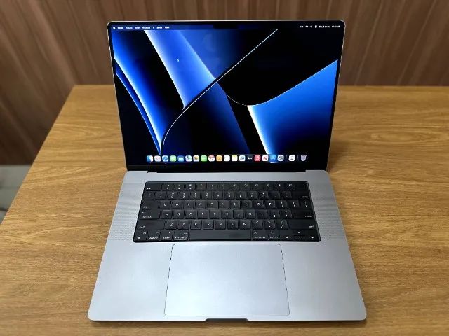 MACBOOK PRO CHIP M1, 32 GB, 512 SSD, 16 POLEGADAS, IMPRESSÃO DIGITAL/TOUCH ID