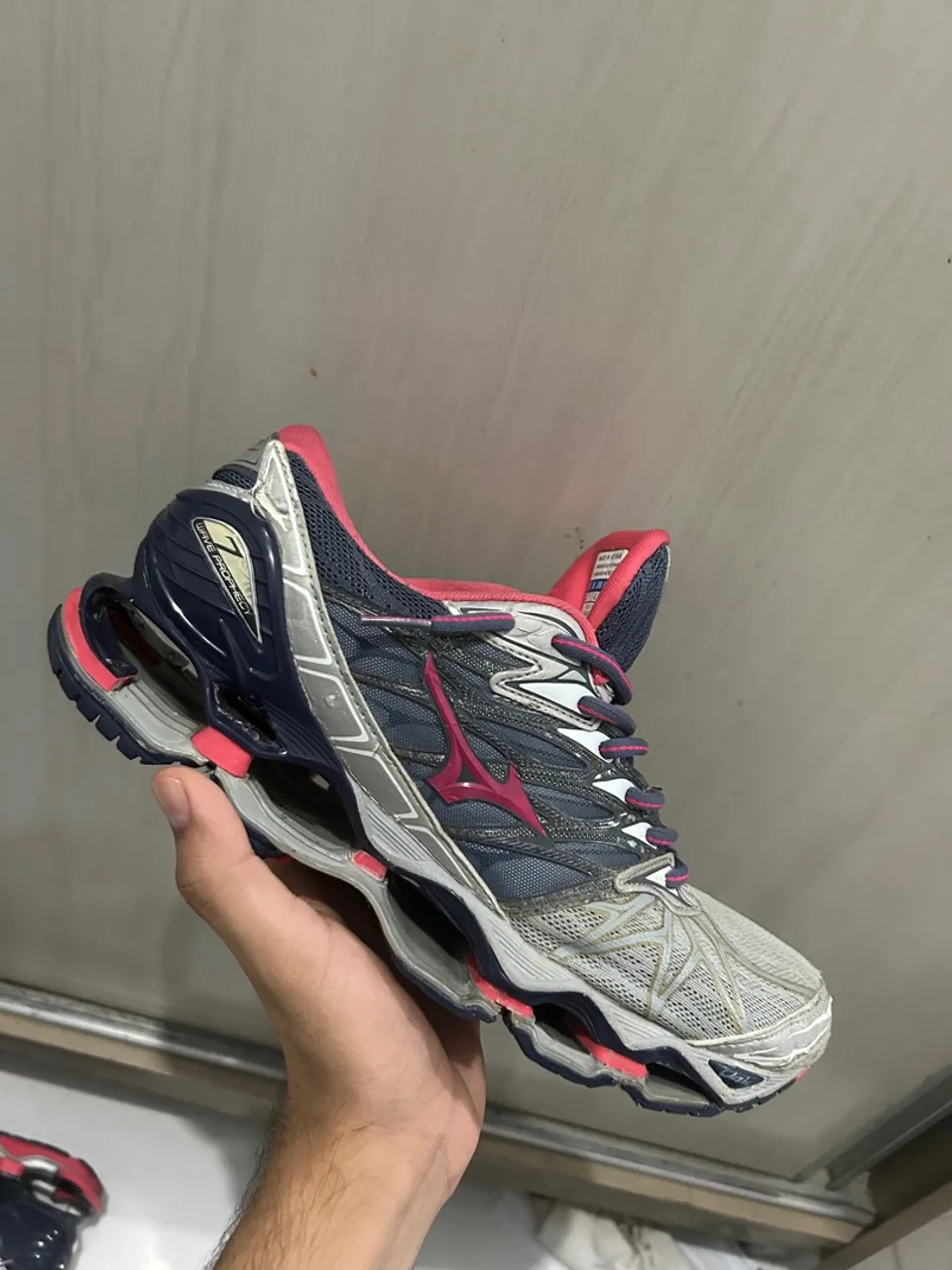 Tênis Mizuno Wave Prophecy 7