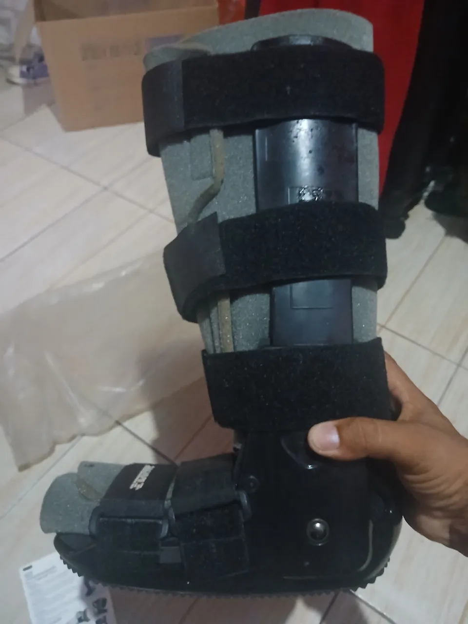 Botas ortopédica...tamanho M..G..e 42e43