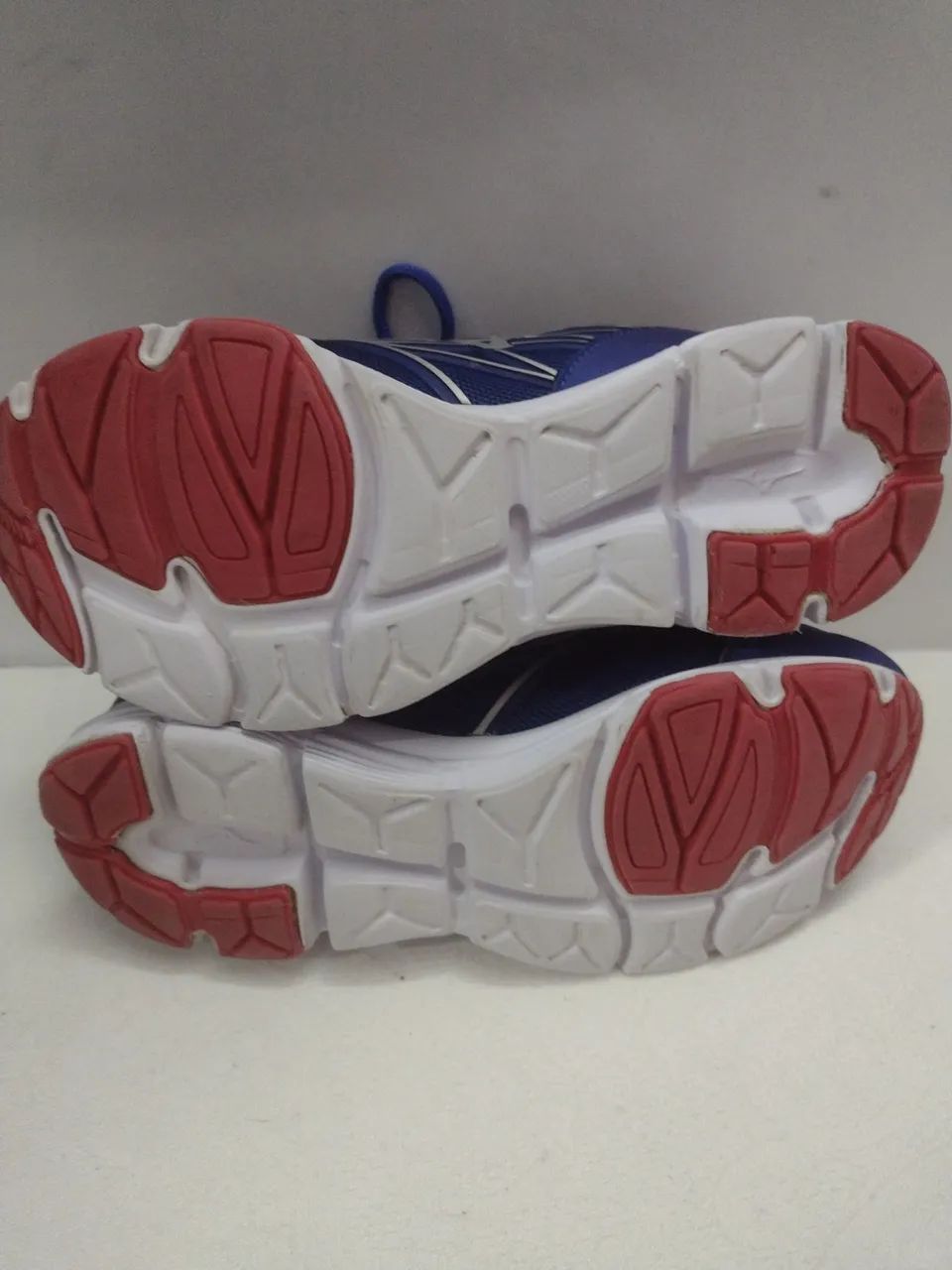 Tênis Mizuno unissex n.35 Original em estado de novo - Foto 5