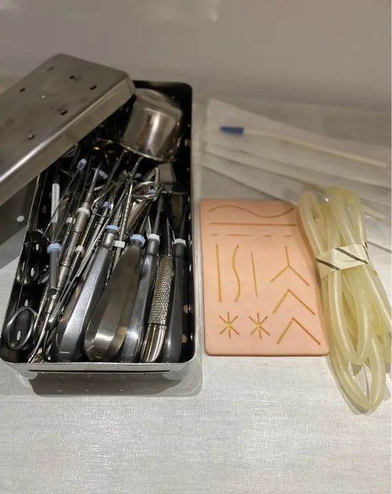 Material completo ou separado 64842112087681120