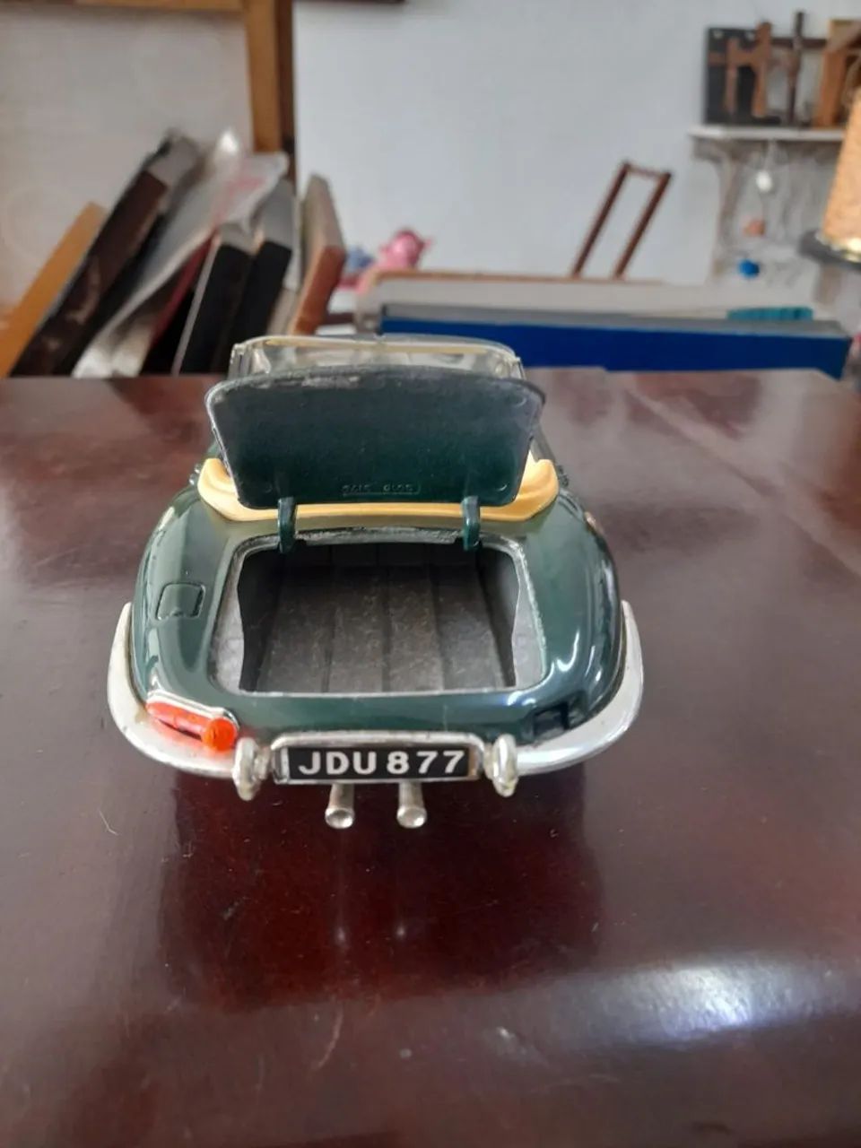 Miniatura de carro 1:18 Jaguar E 1961, Burago - Foto 4