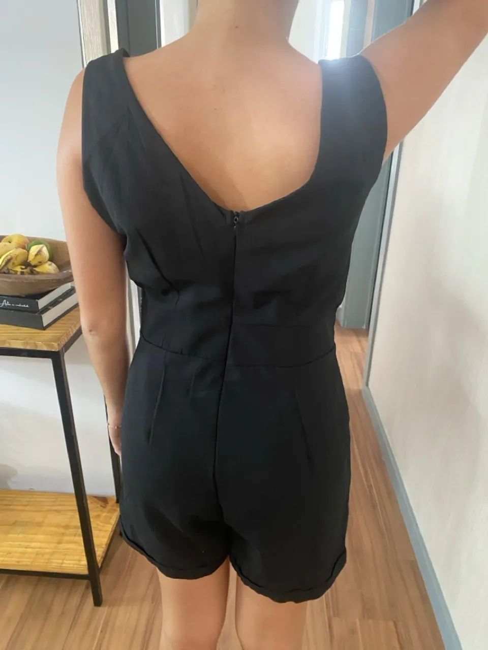 Macacão Preto Elegante com Cinto de Strass - Foto 2