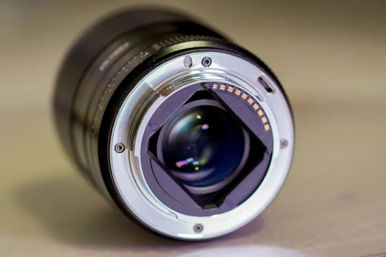 Lente Viltrox 23mm 1.4 E - Foto 3