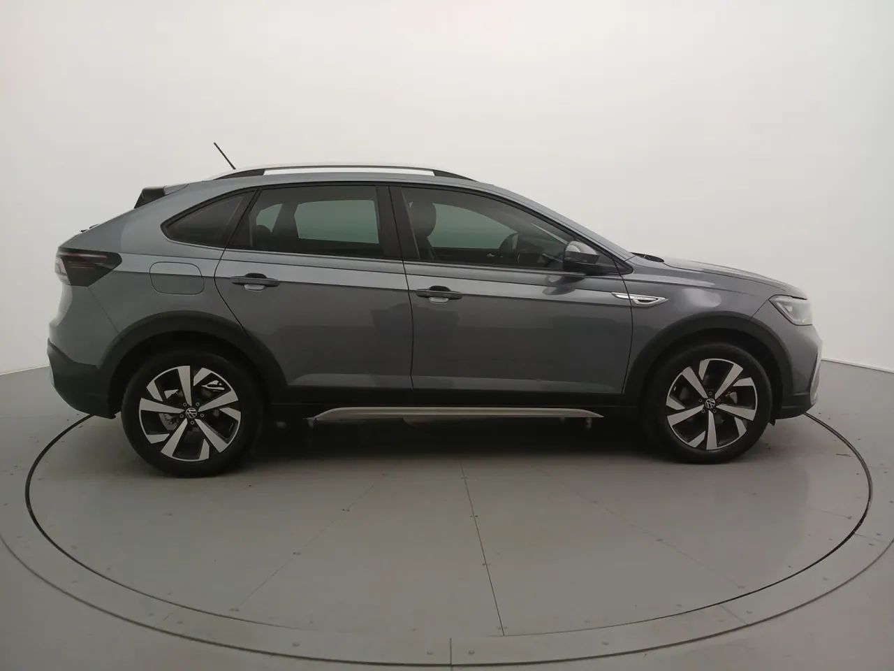 Volkswagen Nivus Highline 1.0 200 TSI Flex Aut., foto 6 de 18