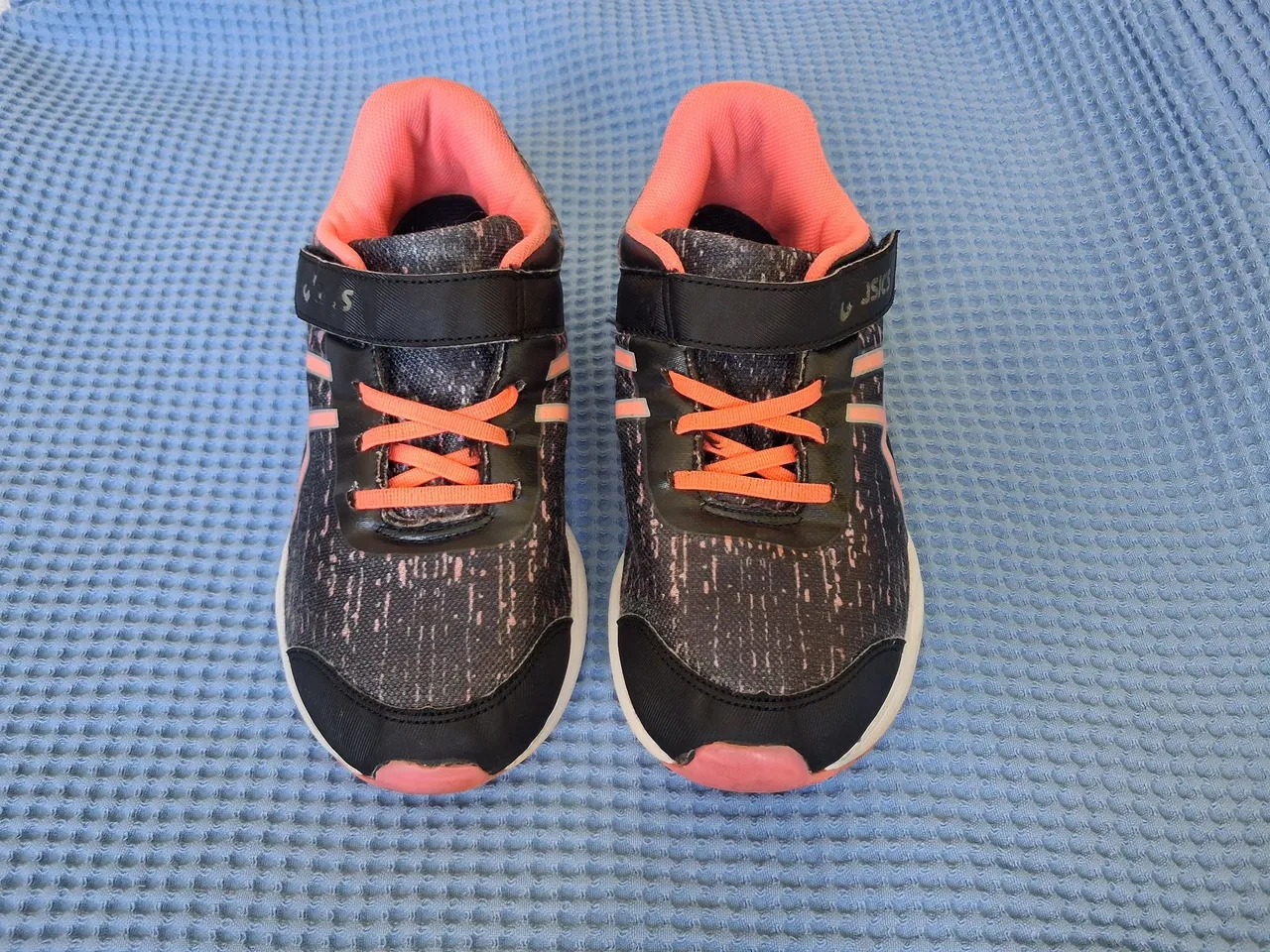 Tenis Asics tam 32