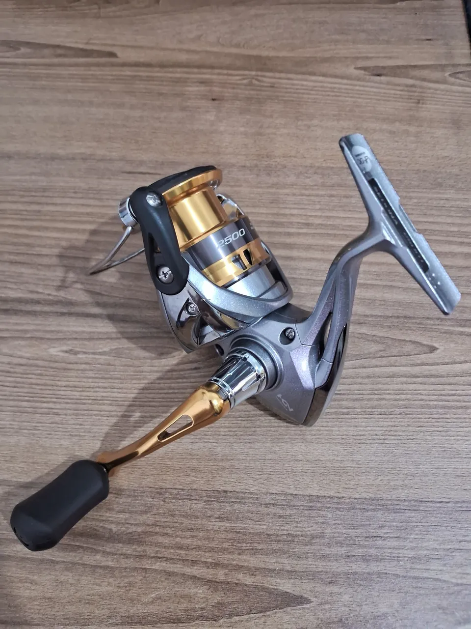 Molinete Shimano Sahara C2000S - Esportes Aquáticos - Centro