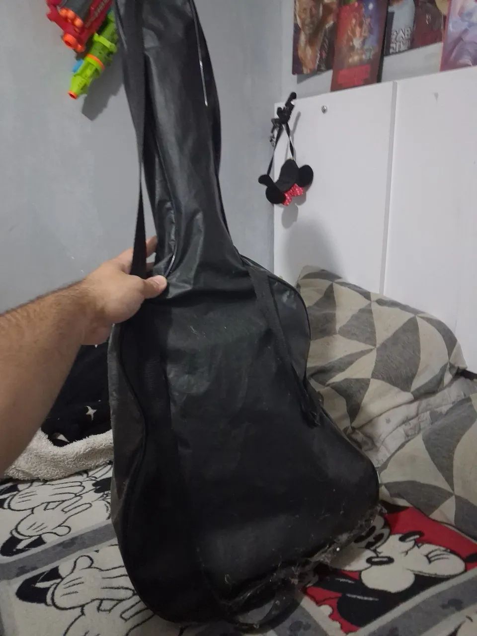 Violão preto com capa  - Foto 4