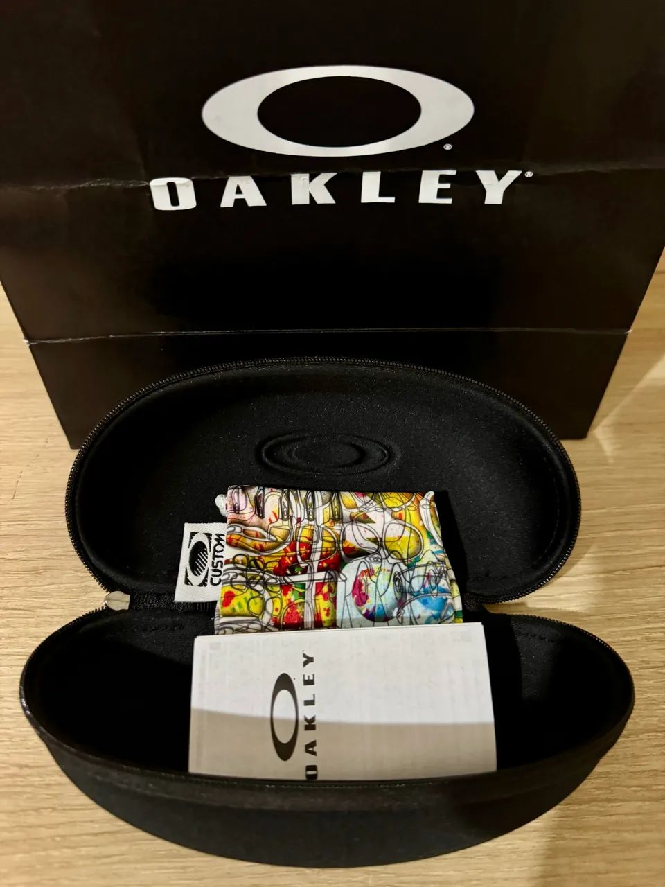 Case original Oakley  - Foto 3