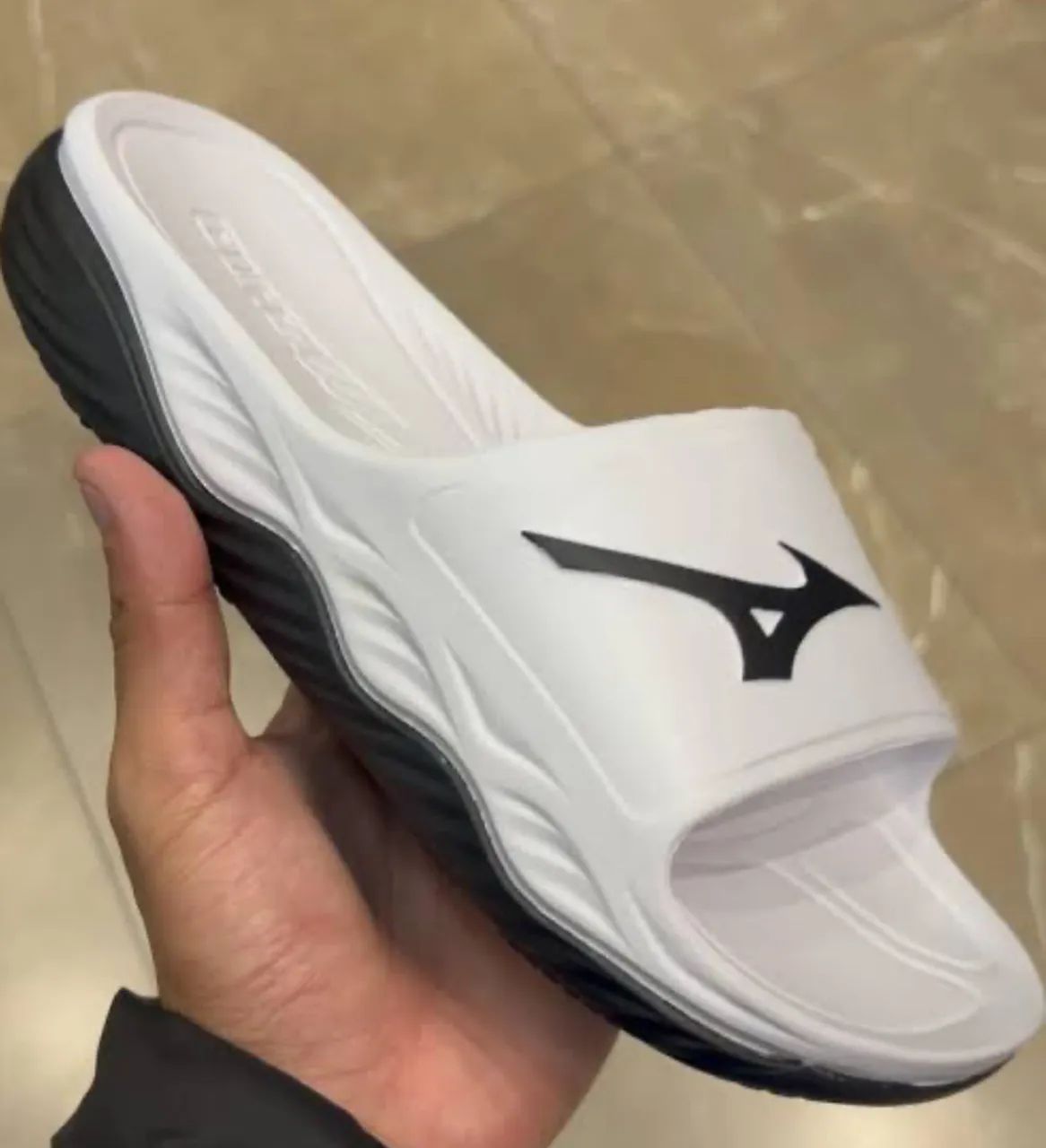 Papete da Mizuno 39/40 nova 