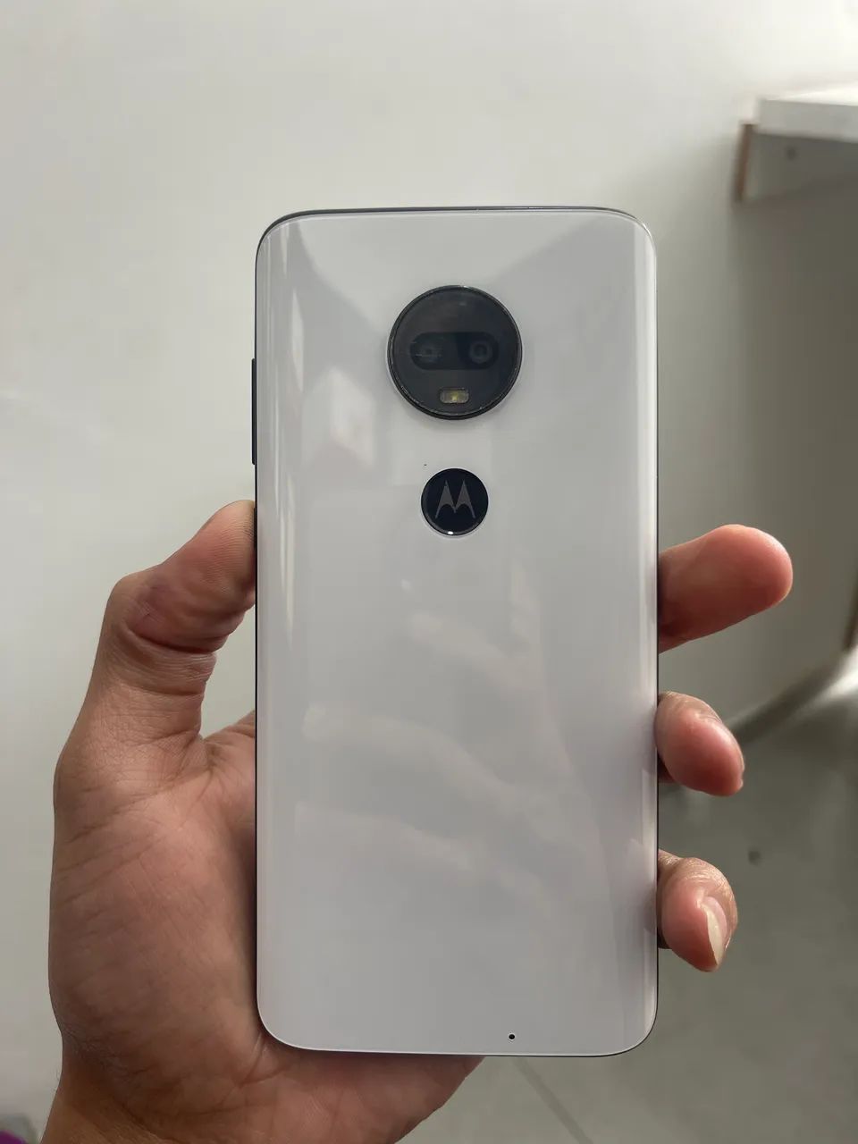 Vendo esse moto g7 com a tela queimada 