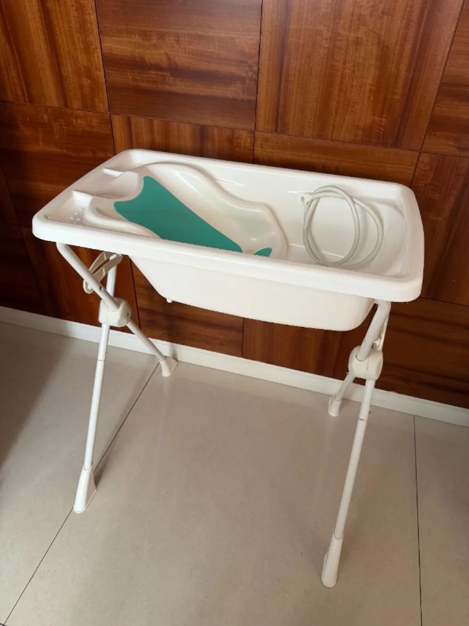 Banheira para Bebê Burigotto Completa (Com Suporte e Redutor)