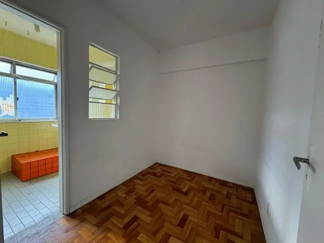 Vendo apartamento com um quarto no Centro de Petrópolis - RJ - Foto 5