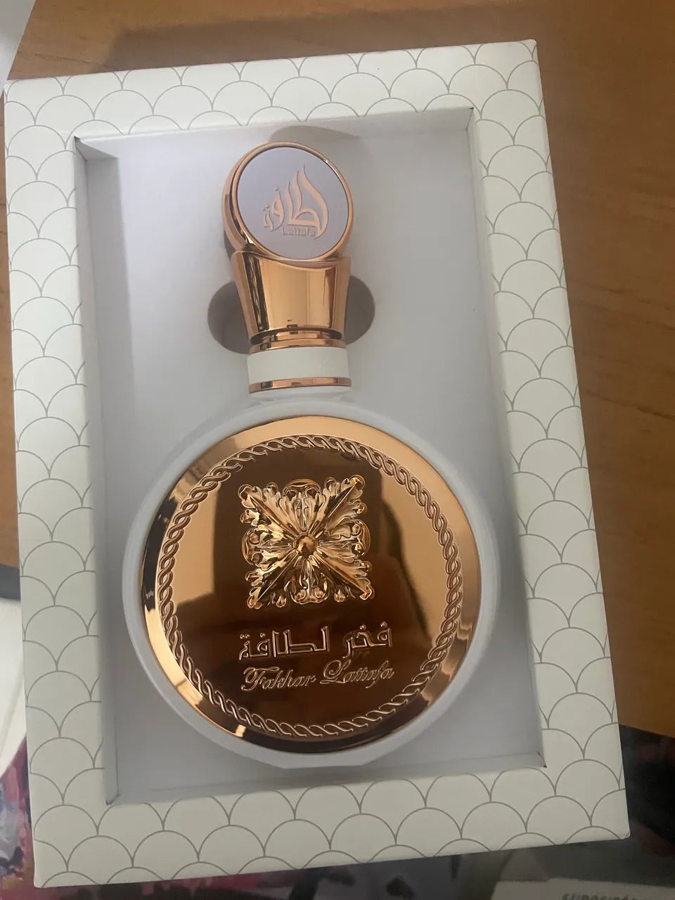 Perfume árabe feminino 