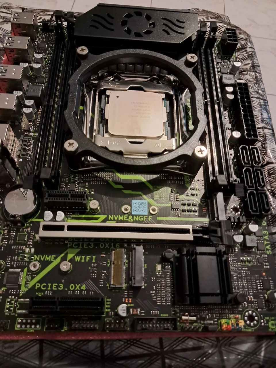 Placa mãe x99 XD4 + processador E5 2667 V4 - Foto 3