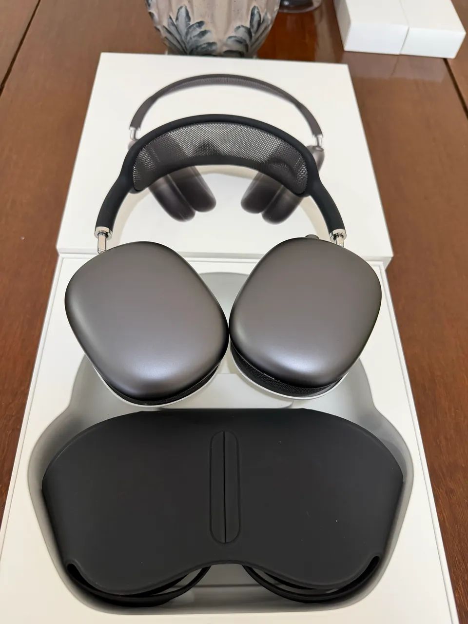 AirPods Max Apple Cinza-Espacial (Space Gray) - Completo na Caixa