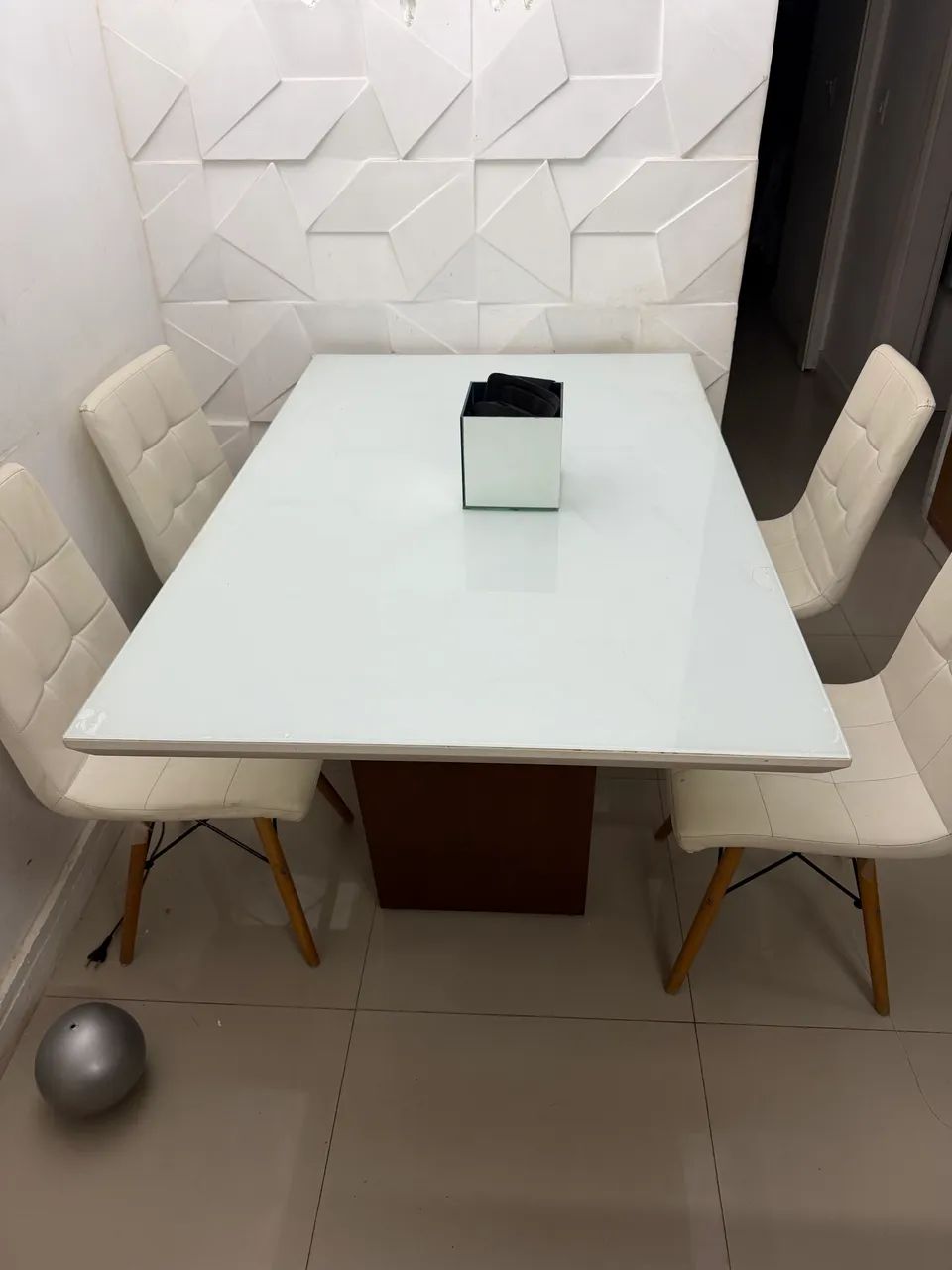 Vendo Mesa e Cadeiras  - Foto 2
