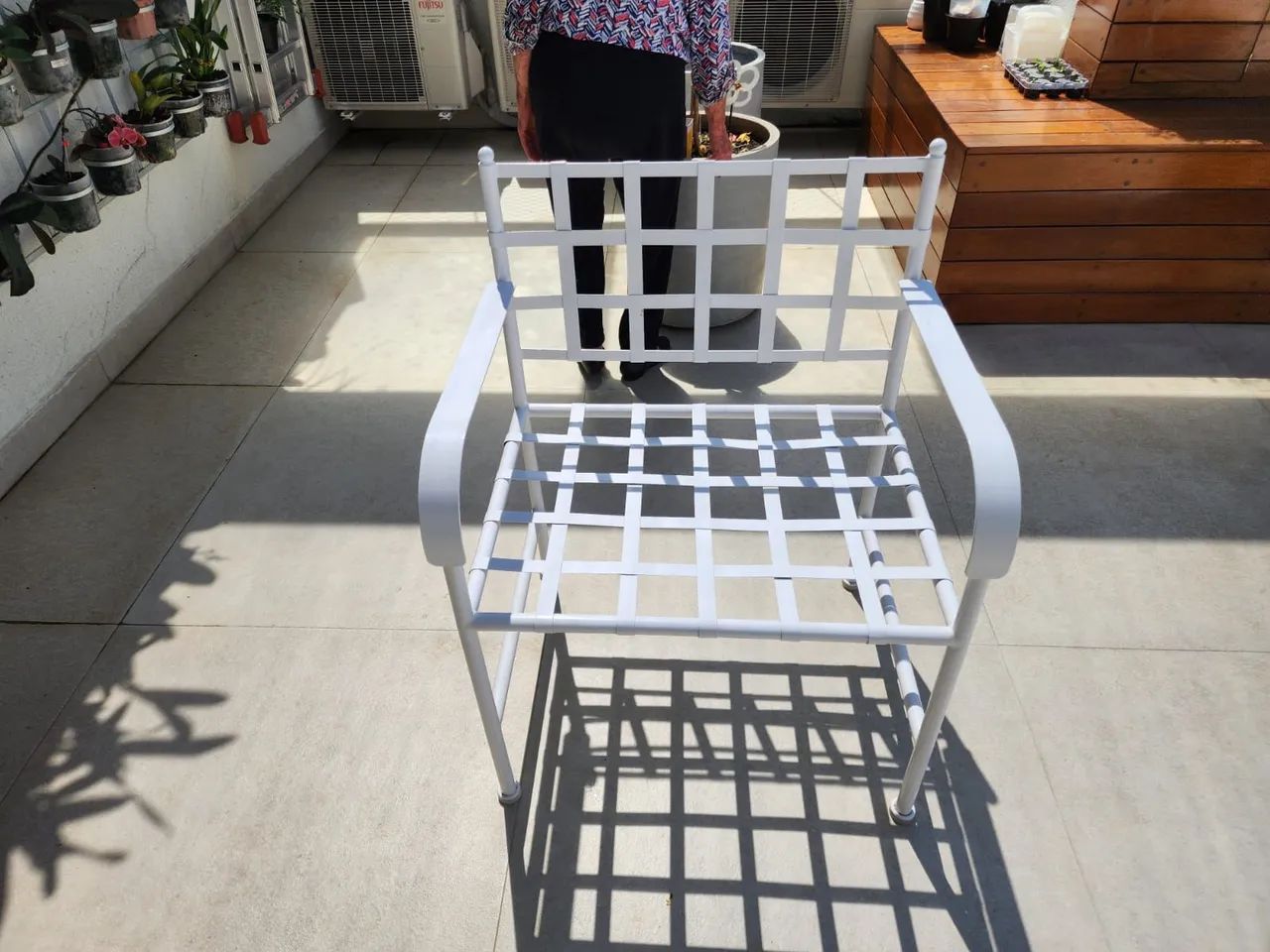 Banco e cadeiras galvanizadas para varanda ou piscina  - Foto 4